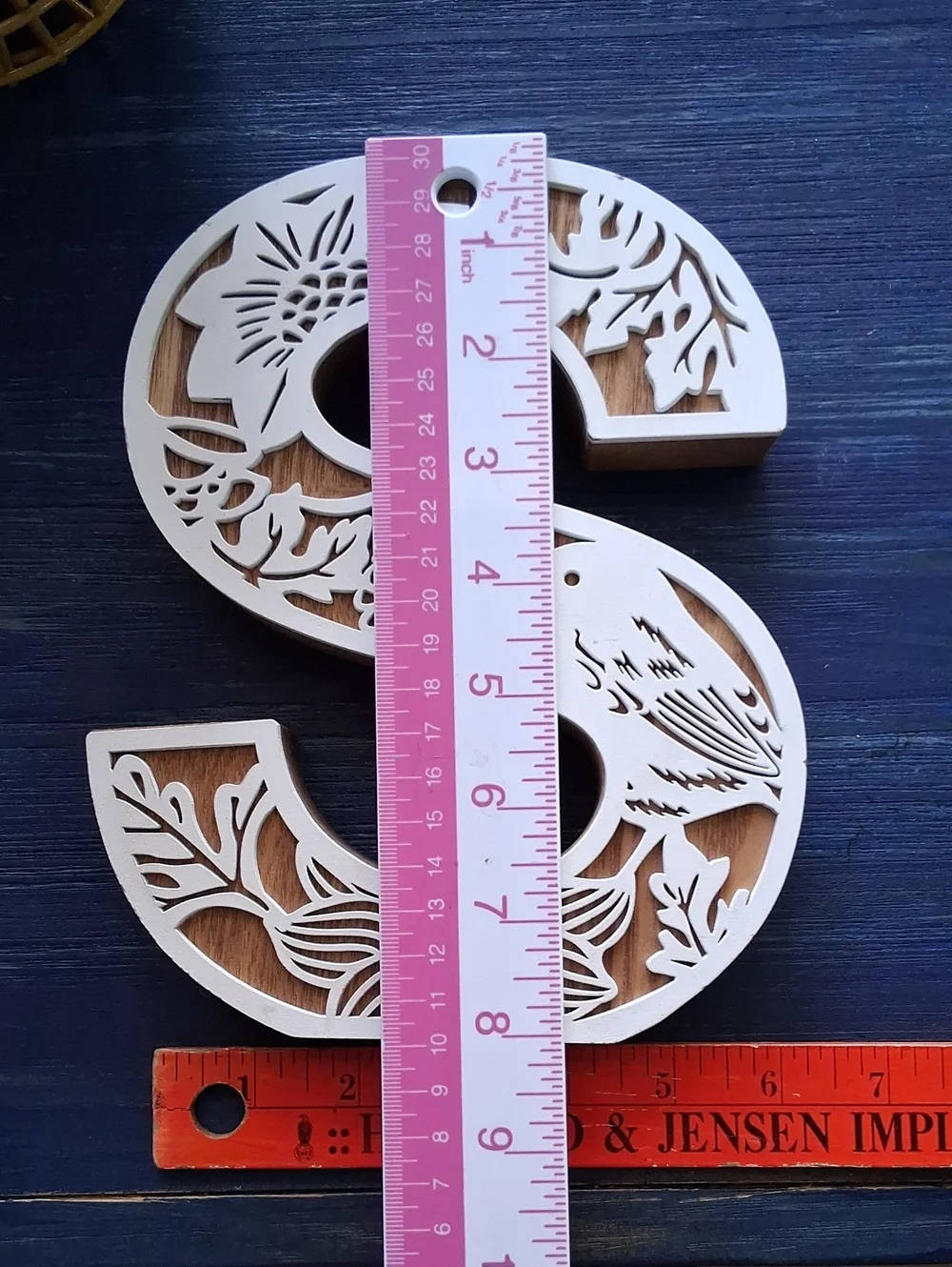 White Floral 'S' Monogram Wall Decor - Unbranded